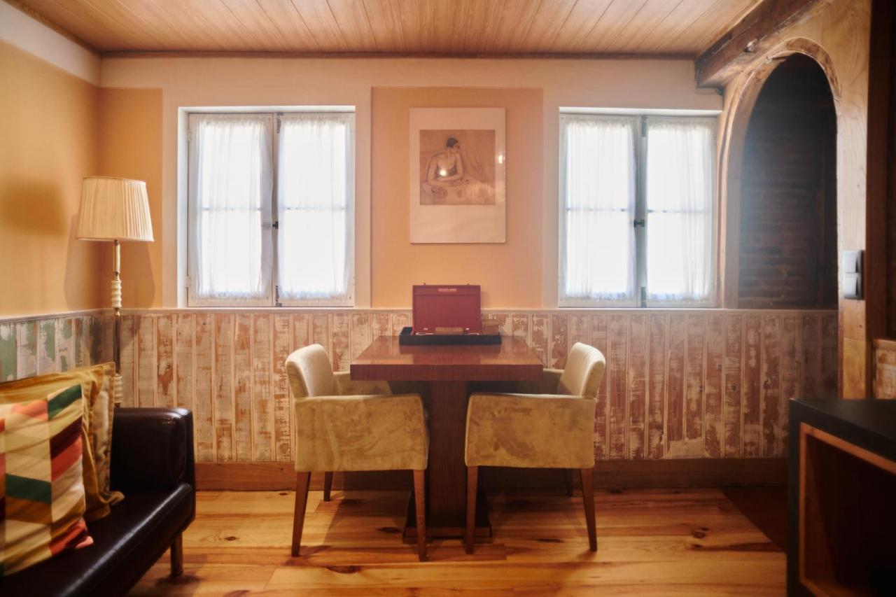 Casa Da Praca Velha Guest House Braga Zewnętrze zdjęcie